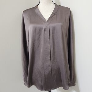R | LABEL size Small Satin Long Sleeve V Neck Professional Career Top Taupe